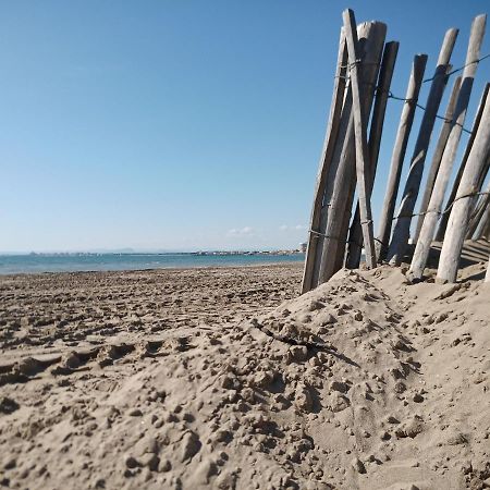 Grand Studio Au Grau-Du-Roi Proche Seaquarium Et Plage Le Grau-du-Roi Exterior foto